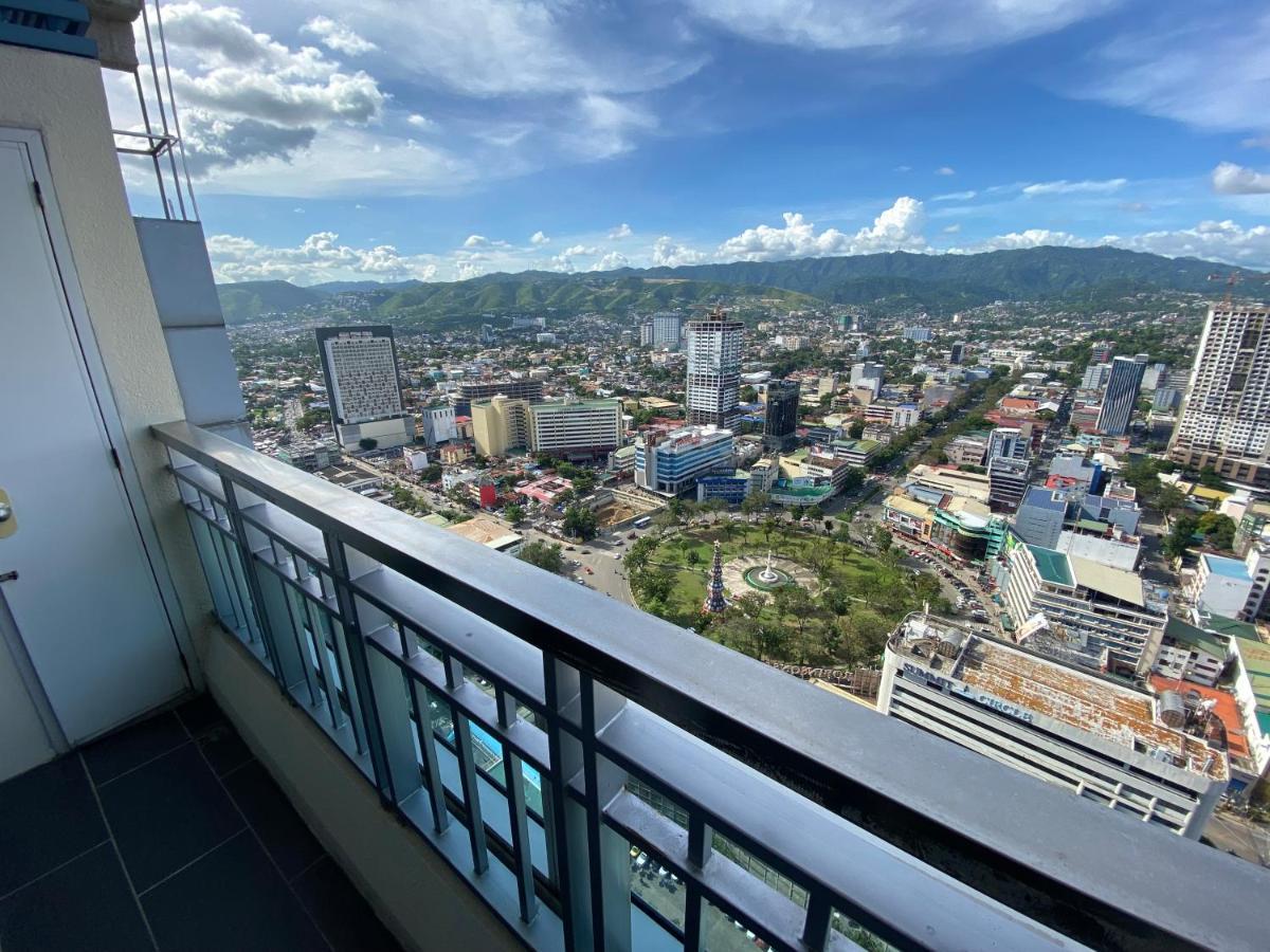 Cebu City Huge Lofts By P&J Exterior photo